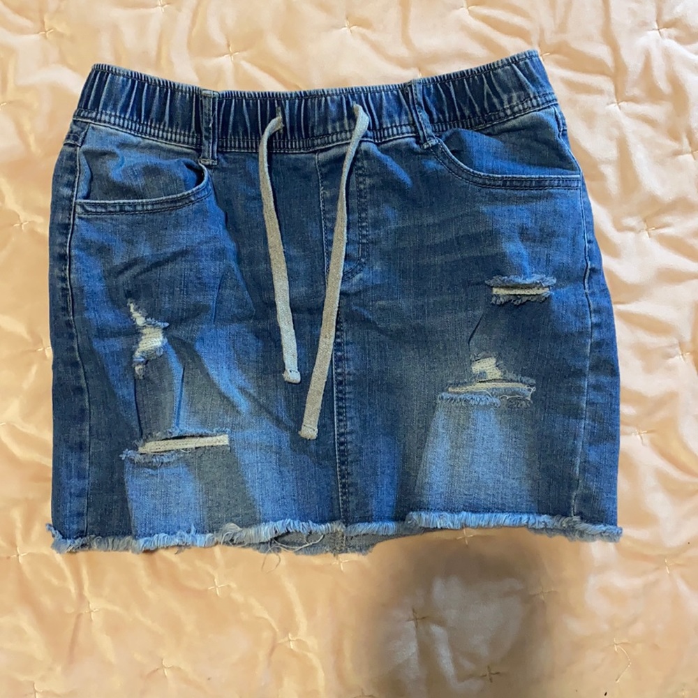 Jean skirt barely used